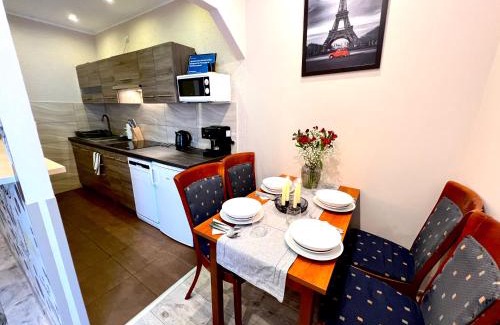 Bierutowice Apartment | Przycup w Karkonoszach Apartamenty - Apartament Karkonoska Karpacz Centrum Karkonosze Darmowy parking dla Gości apartamentu