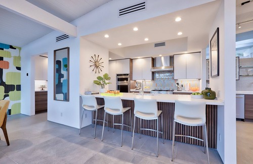 Vista Las Palmas House | ps1957 Newly Renovated 5 BD/5 BA Mid-Century Home. New kitchens, baths, pool/spa