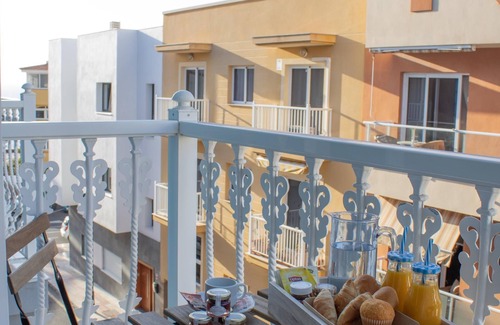 Playa San Juan Apartment | PUESTA DE SOL RENTALS 3AR