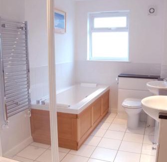 Winnard's Perch Resort | Puffin Hot tub Lodge, 4 bedrooms Resort, Pool,Gym,Bar