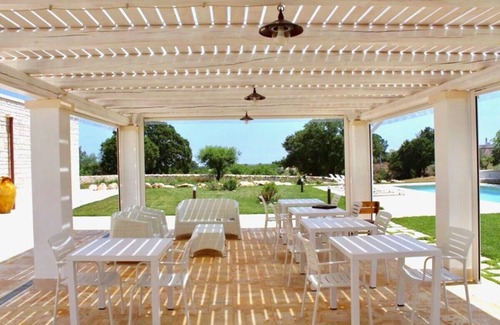 Alberobello Villa | PUGLIA BELLA - Five Bedroom Villa, Sleeps 11