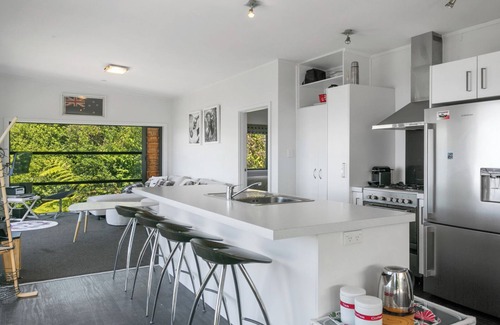 Pukawa House | Pukawa Bliss - Pukawa Holiday Home