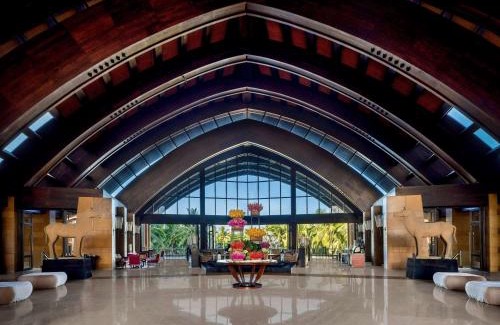 Tianya District Hotel | Pullman Oceanview Sanya Bay Resort & Spa