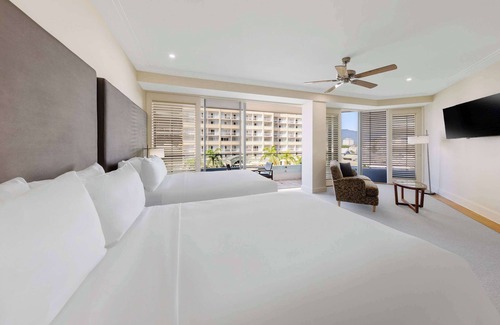 Cairns Central Business District Hotel | Pullman Reef Hotel Casino