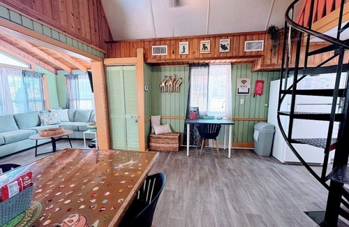 Vacation Village House | Pumba's Place, FUN, A-frame, Lake, Pool, Disney, theme parks and more!