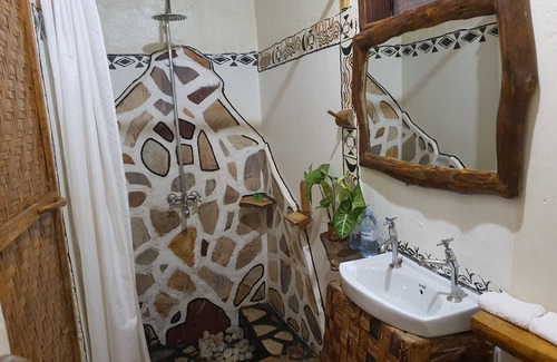 Kichwamba Cabin | Pumba Safari Cottages