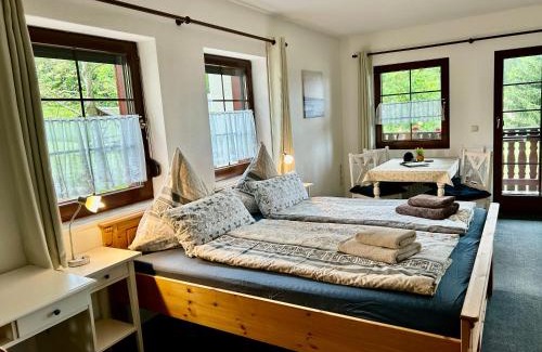 Abhorn Apartment | Pumphut's Scheune Ferienwohnungen Nr 1 - 4 Nähe Freizeitpark Plohn
