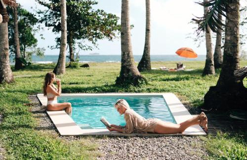 Catangnan Resort | Punta Punta Surf Retreat