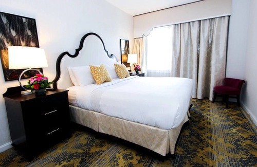 Kalorama Heights Hotel | PURE Wellness Grand 1BR King, Allergy-Free Living, Near The White House