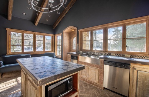 Columbine Lake House | Purgatory Skiing, Exquisite Mountain Lake Retreat