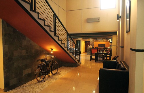 Catur Tunggal Hotel | Puri Chorus Hotel