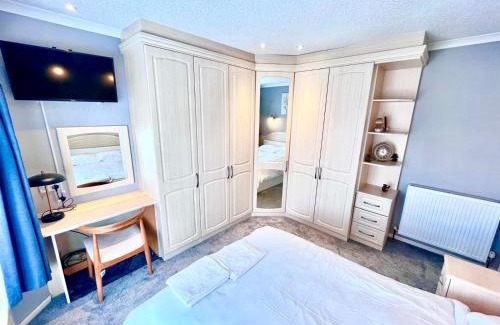 Acresford Bed & Breakfast | Purple Mansions - Home away from Home