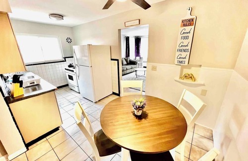 Westwood Apartment | Purple Paradise Queen Bed Apartment