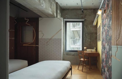 Chuo Hotel | Puzzle Parre 1-bedroom @ Tokyo Street Art Hotel