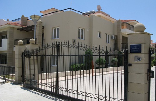 Pyla Apartment | Pyla Gardens D5. Feel At Home Whilst Your Away.
