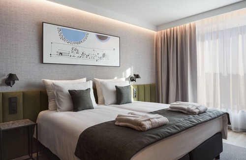 Mokronos Gorny Hotel | Q Hotel Plus Wrocław Bielany