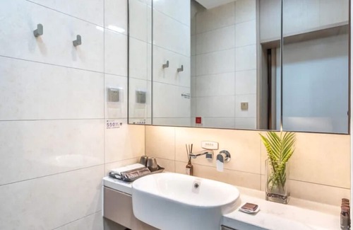 Huizhou Hotel | Qianhai Life Happiness Town - Luofushan Shop