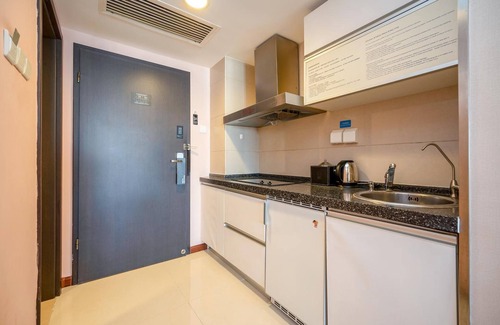 Qingdao City Center Hotel | Qingdao Housing International Hotel