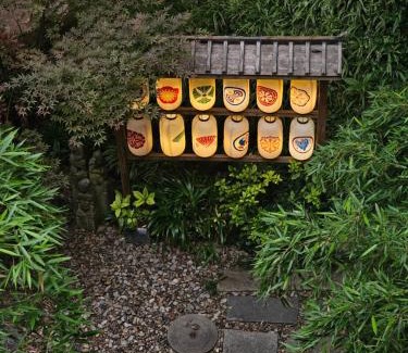 Fenghuang Hotel | QingXi Hotel