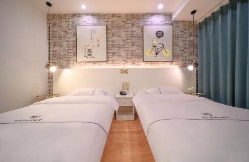 Fengtai Hotel | QiQiaoWu Fashion Hotel - Beijing Songjiazhuang Subway Station