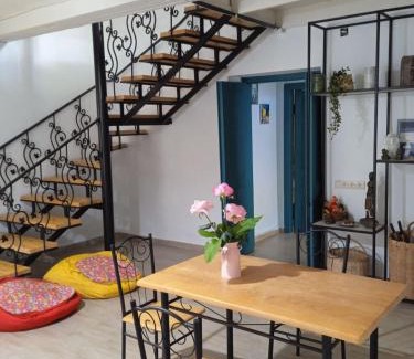 Magnetiti House | Qiwi House