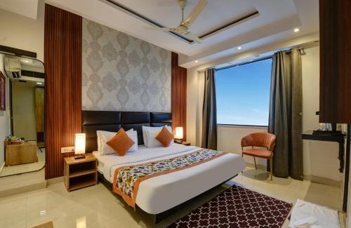 Delhi Hotel | Qotel Hotel AT Residency Kaushambi Anand Vihar