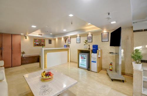 Rajouri Garden Hotel | Qotel Signature Lavish Rajouri Garden New Delhi