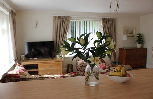 Montpellier House | Quaint 1-bedroom house in Cheltenham
