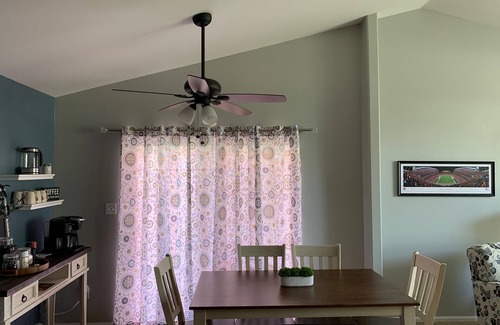 Grand Junction House | Quaint and Cozy House with a Fabulous Yard