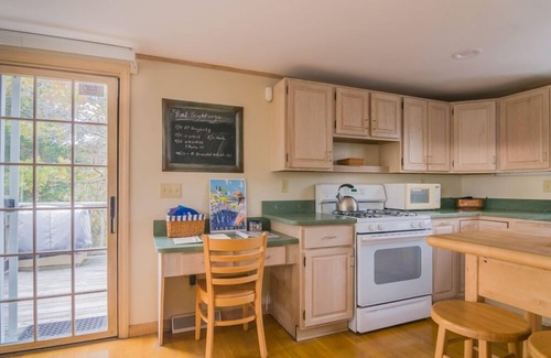 East Sandwich House | Quaint and Quiet Classic Cape Style Home Close to East Sandwich Beach