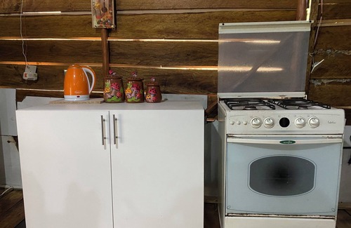 Cuenca Cabin | Quaint cabin with WiFi in charming Cuenca