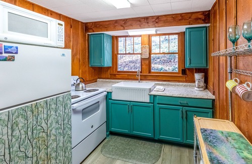 Waynesville House | Quaint mountain cabin with porch, washer/dryer, and free WiFi
