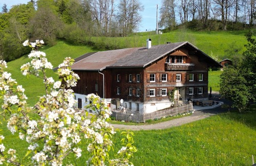 Lingenau House | Quaint vacation home in the mountains - pure relaxation and nature!