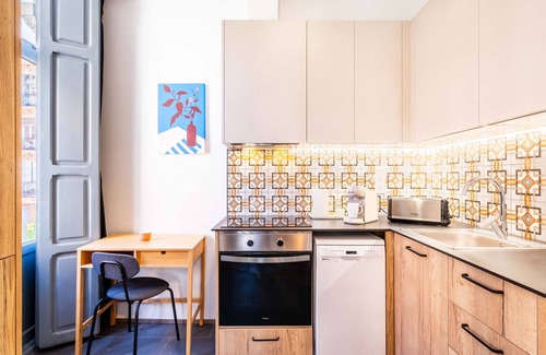 Morvedre Apartment | 🌜Quality Apartment with Homely Decor🌛
