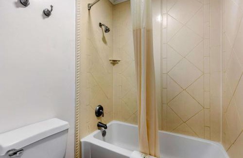 Athens Hotel | Quality Inn Athens I-65 - Huntsville Area West