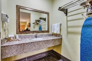 Brownsville Hotel | Quality Inn Brownsville