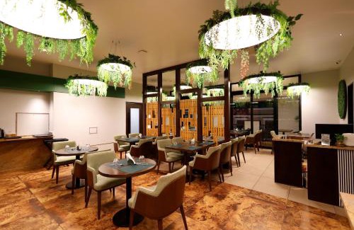 Mahmoorganj Hotel | Quality Inn City Centre Varanasi