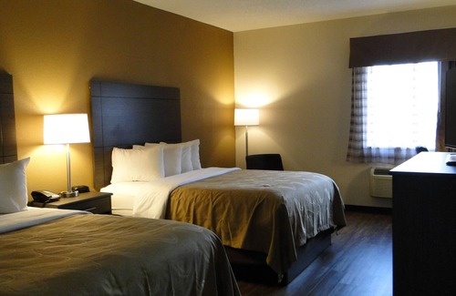Clinton Hotel | Quality Inn Clinton - Knoxville North
