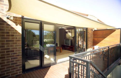 Golden Square Hotel | Quality Inn Colonial