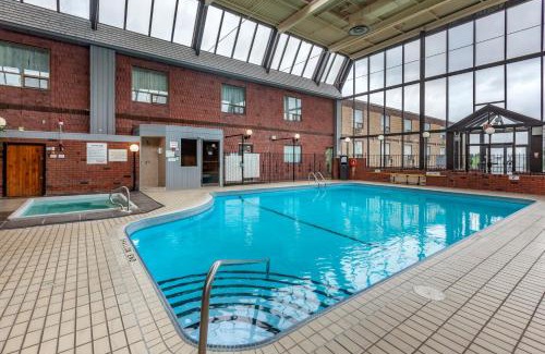 Midland Hotel | Quality Inn & Conference Centre