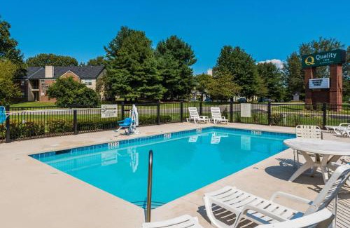 Gallatin Hotel | Quality Inn Gallatin-Nashville Metro