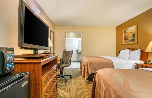 Johnson City Hotel | Quality Inn Johnson City I-26 exit 17