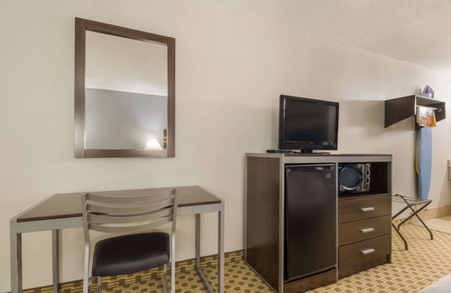 Madisonville Hotel | Quality Inn Madisonville