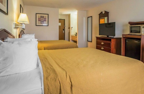 Peru Hotel | Quality Inn Peru near Starved Rock State Park