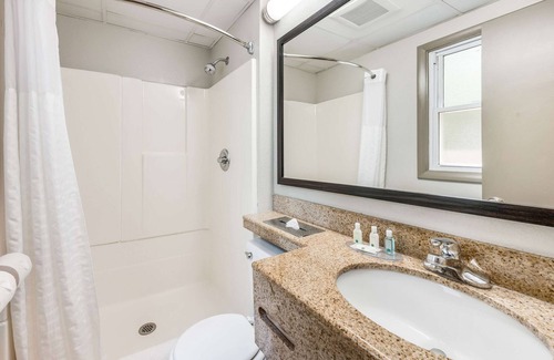 Arlington Hotel | Quality Inn Poughkeepsie