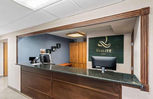 Sidney Hotel | Quality Inn Sidney I-80