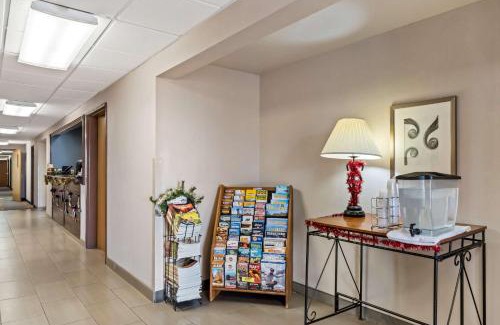 Sidney Hotel | Quality Inn Sidney I-80