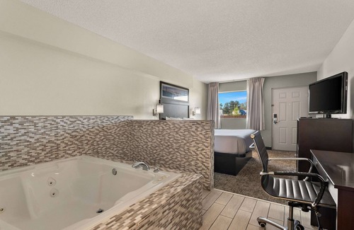 Dublin Hotel | Quality Inn & Suites Dublin