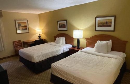 Saginaw Hotel | Quality Inn & Suites