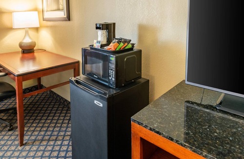 Seville Hotel | Quality Inn & Suites